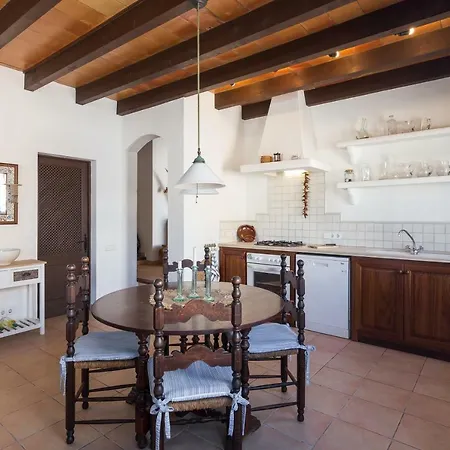 Cala Barques Tatil Evi